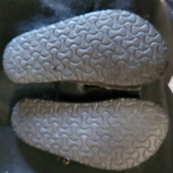 3 for$40 Size 7 LEATHER, Slip-on •DOCKMATES• - Picture 5 of 7